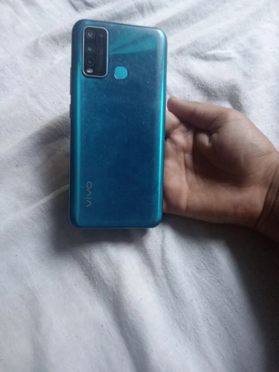 vivo Y30