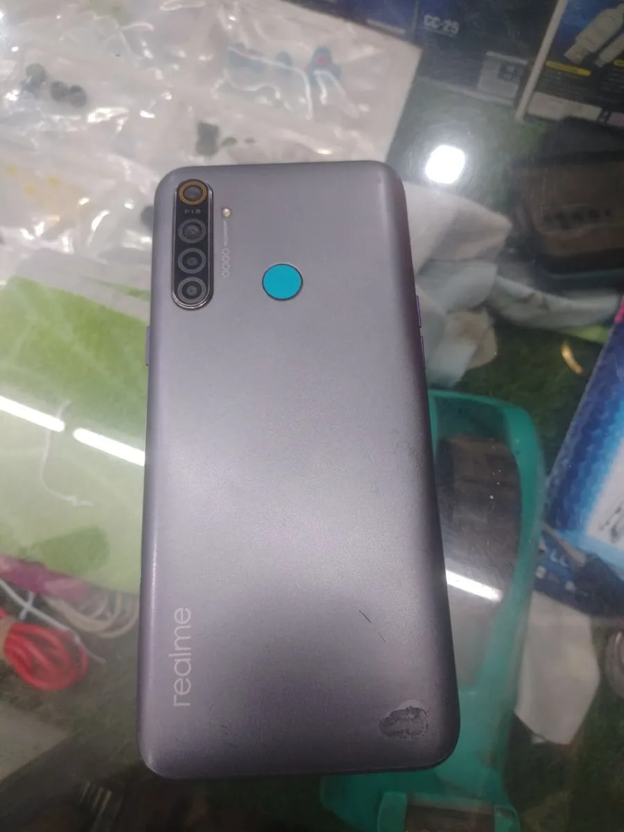 Realme 5