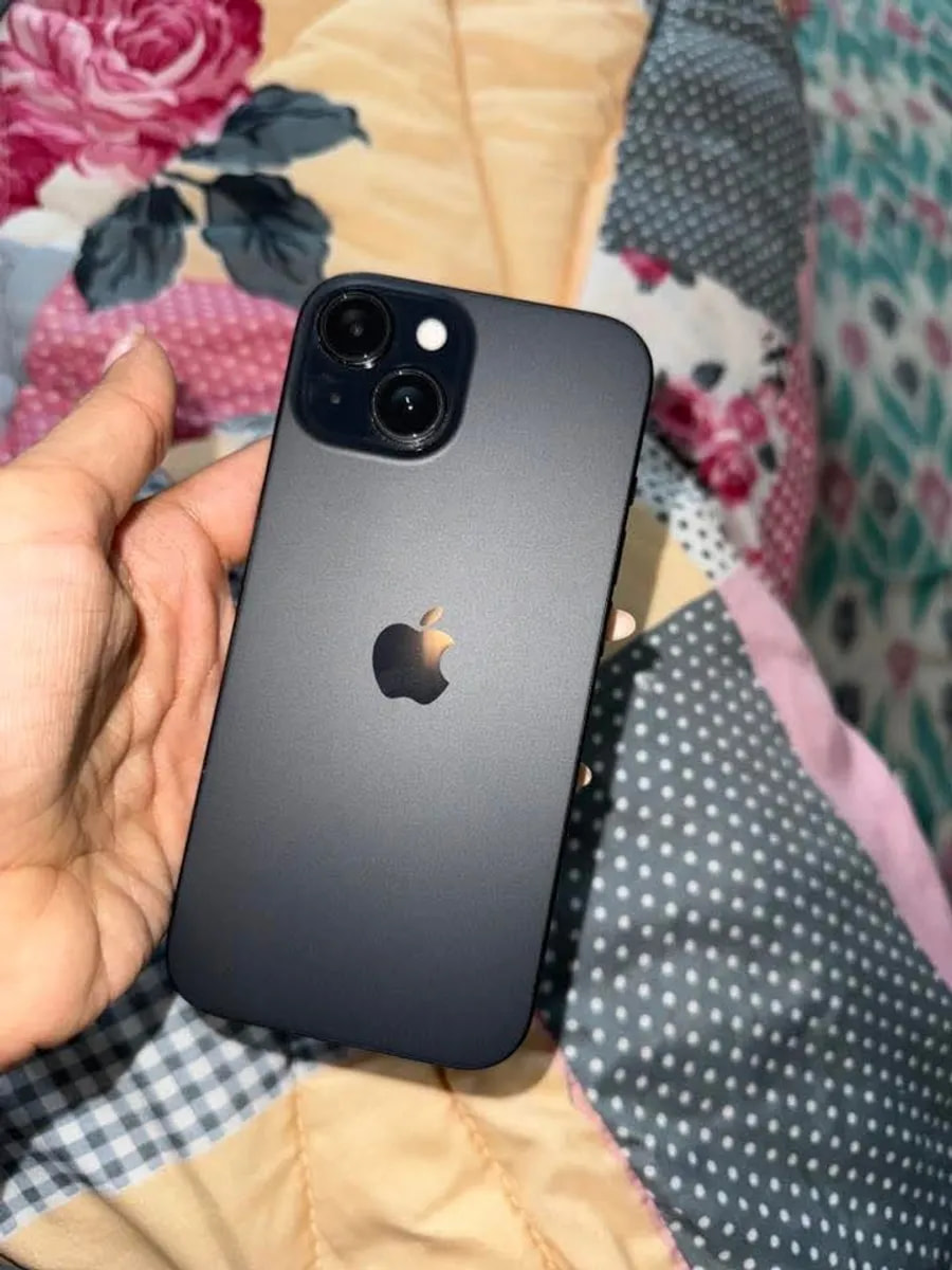 Apple iPhone 15