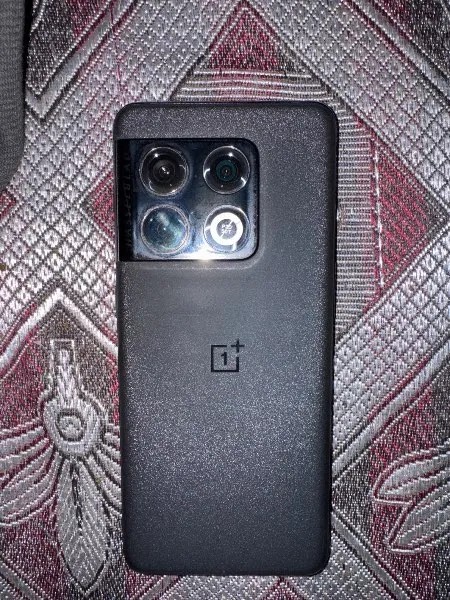 OnePlus 10 Pro