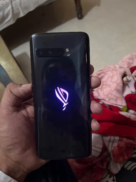 Asus ROG Phone 3 Strix