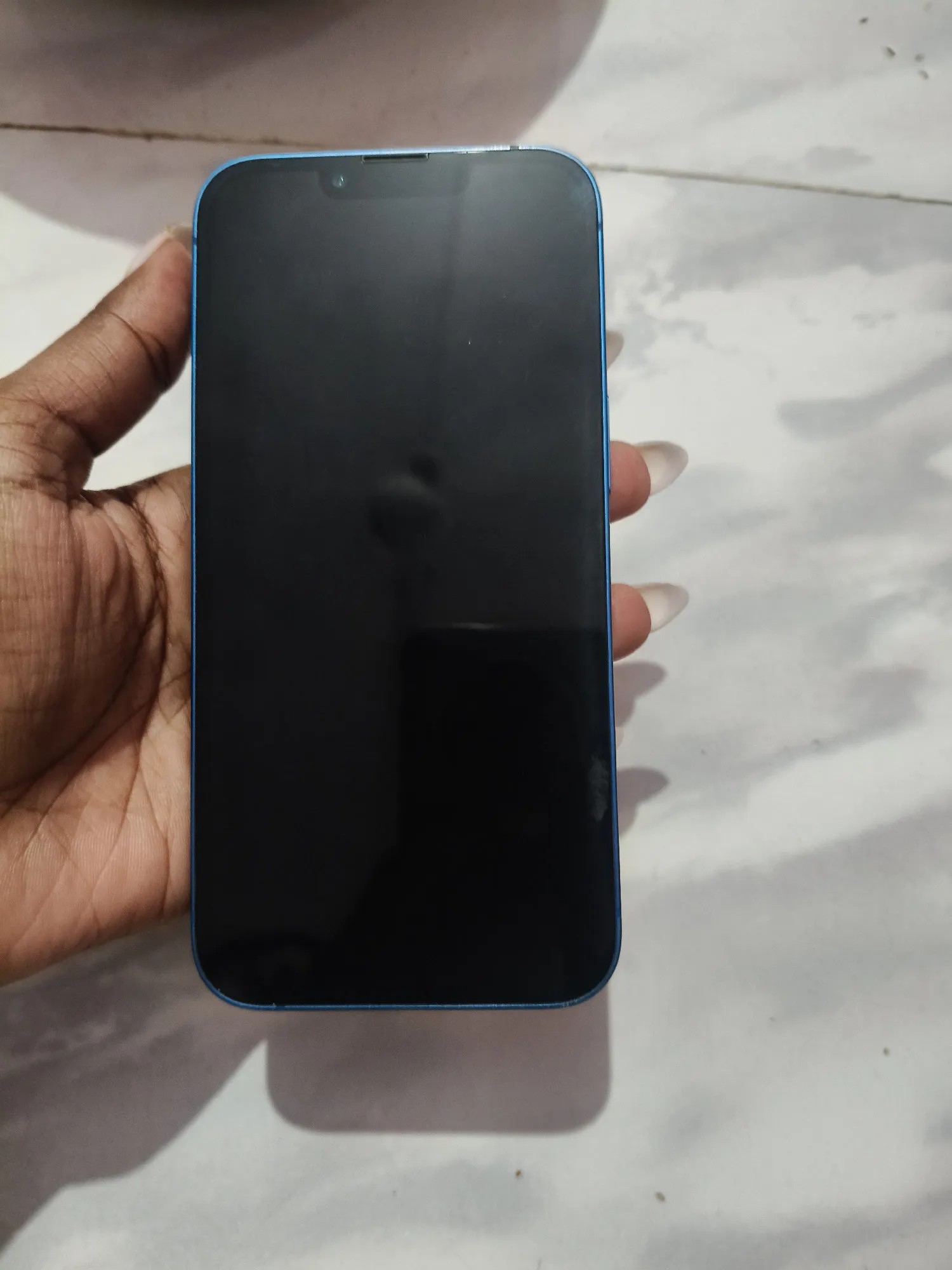 Apple iPhone 13