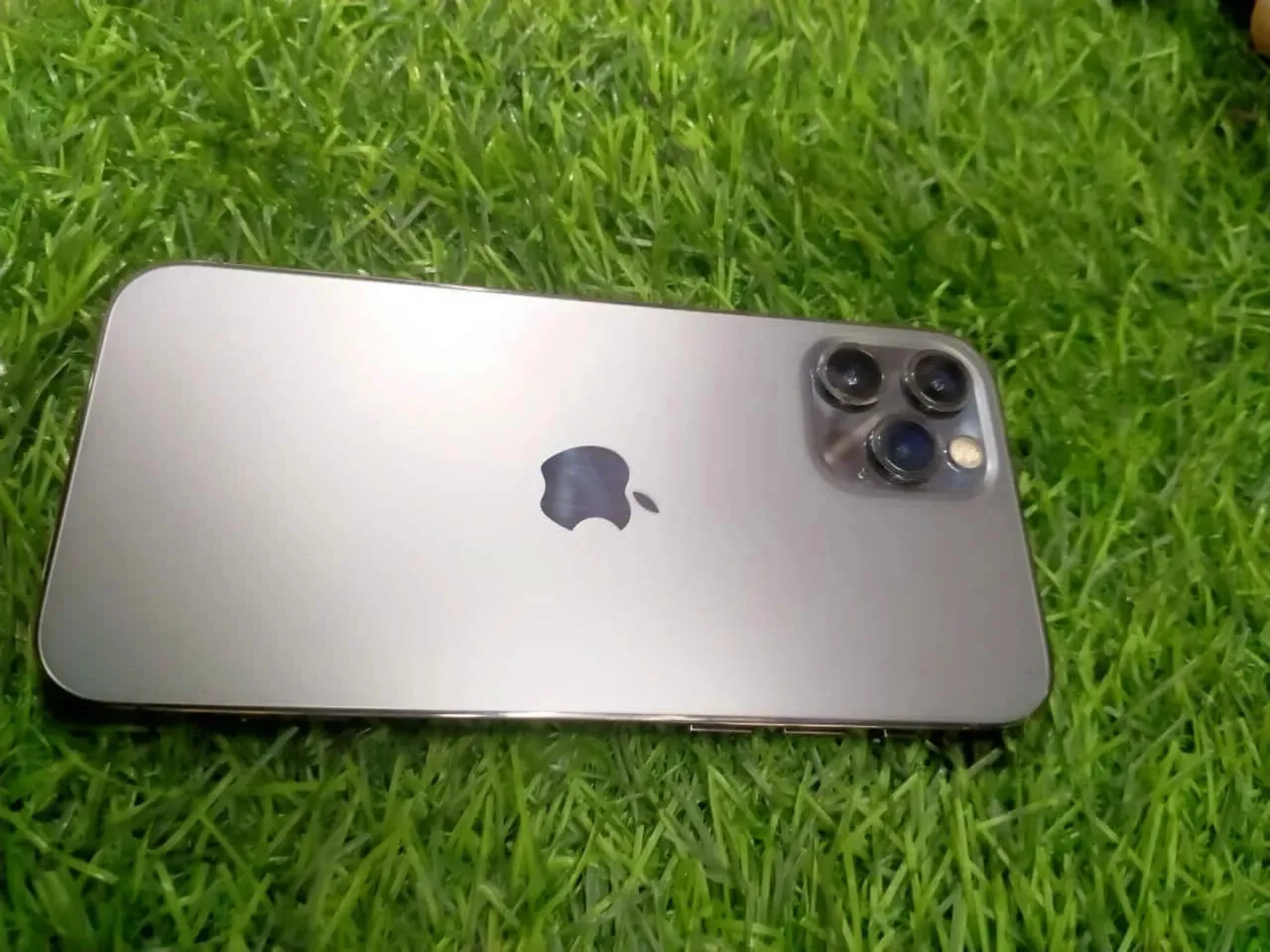Apple iPhone 12 Pro