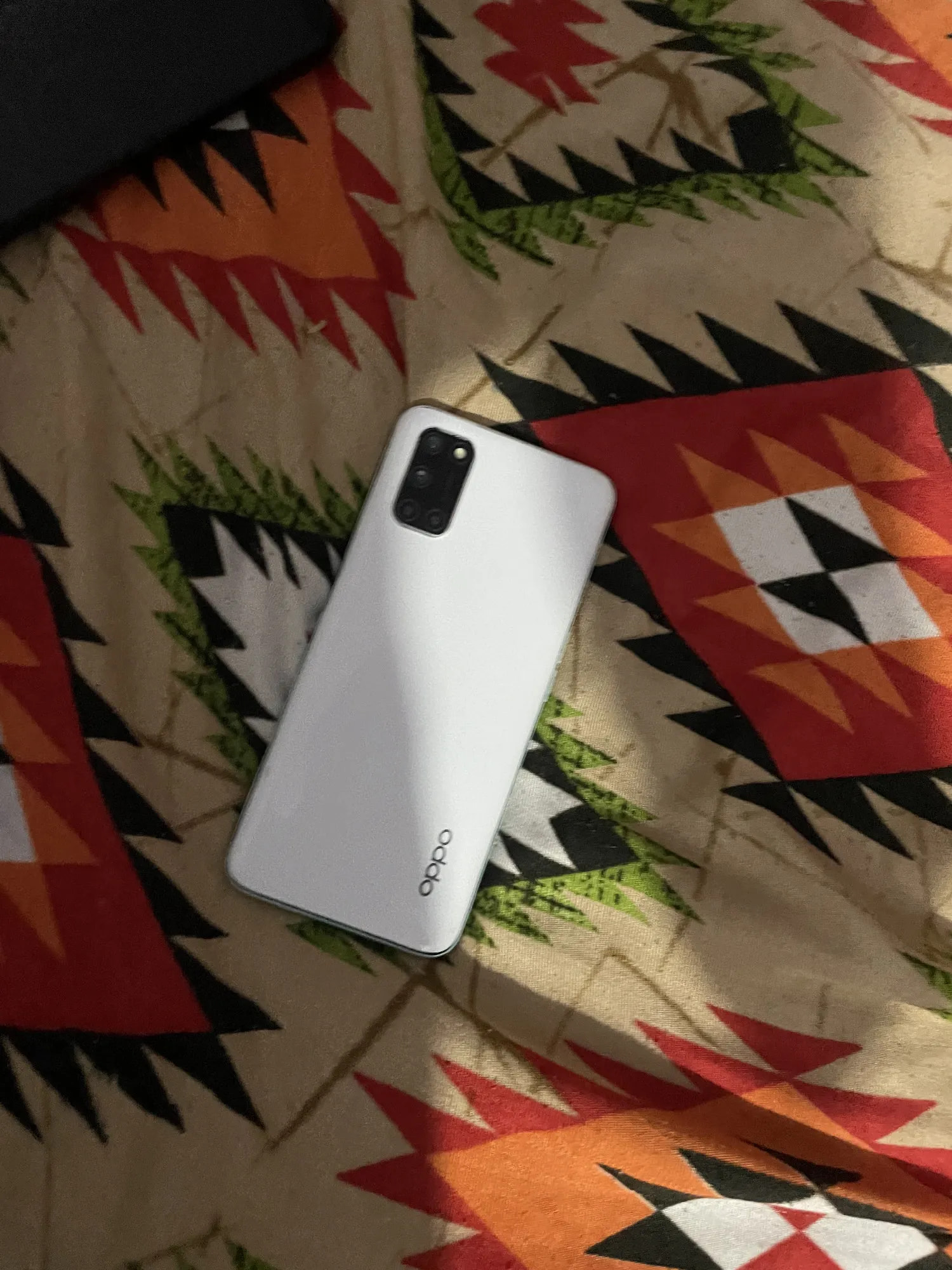 Oppo A52