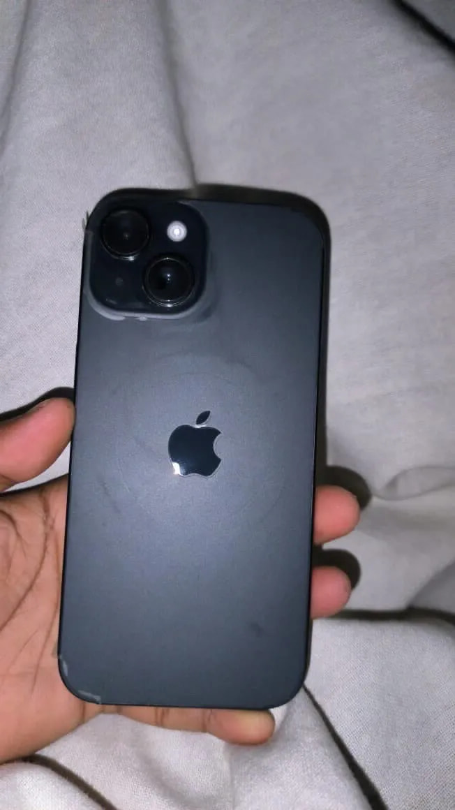 Apple iPhone 15