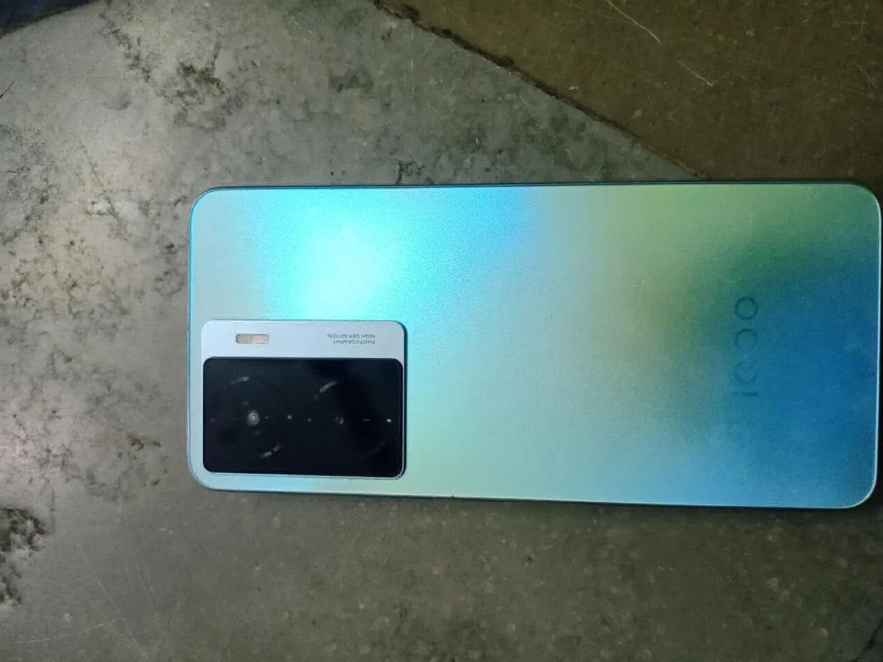 vivo iQOO Z7