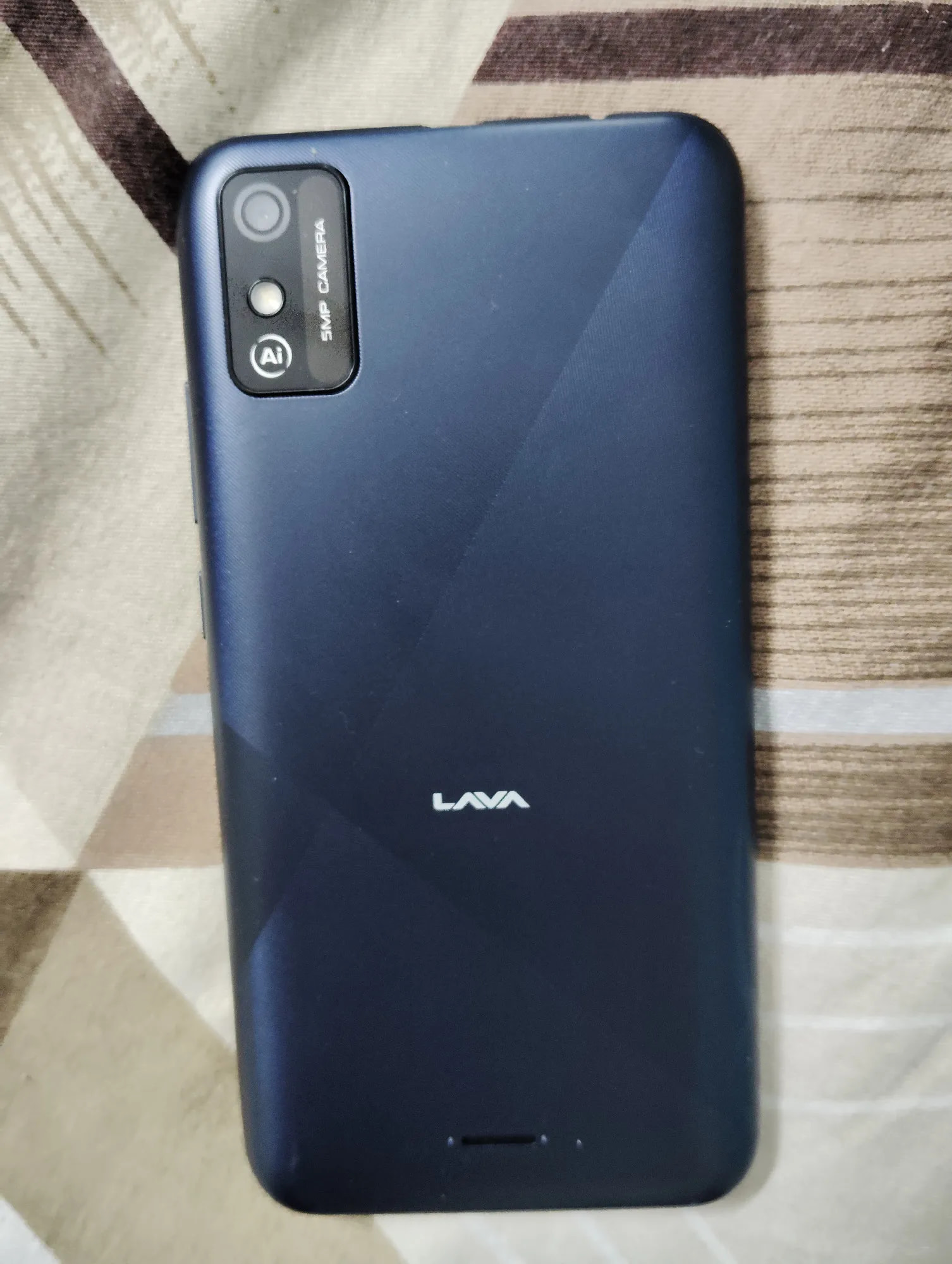 Lava Z1