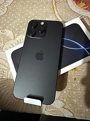 Apple iPhone 16 Pro Max