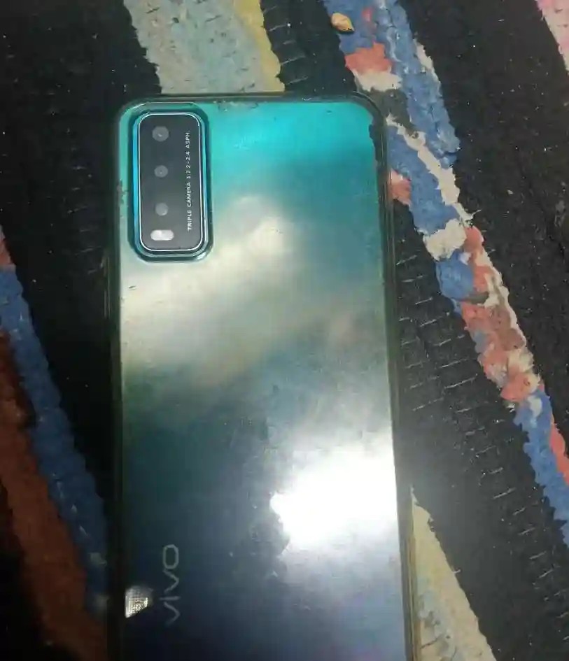 vivo Y12s