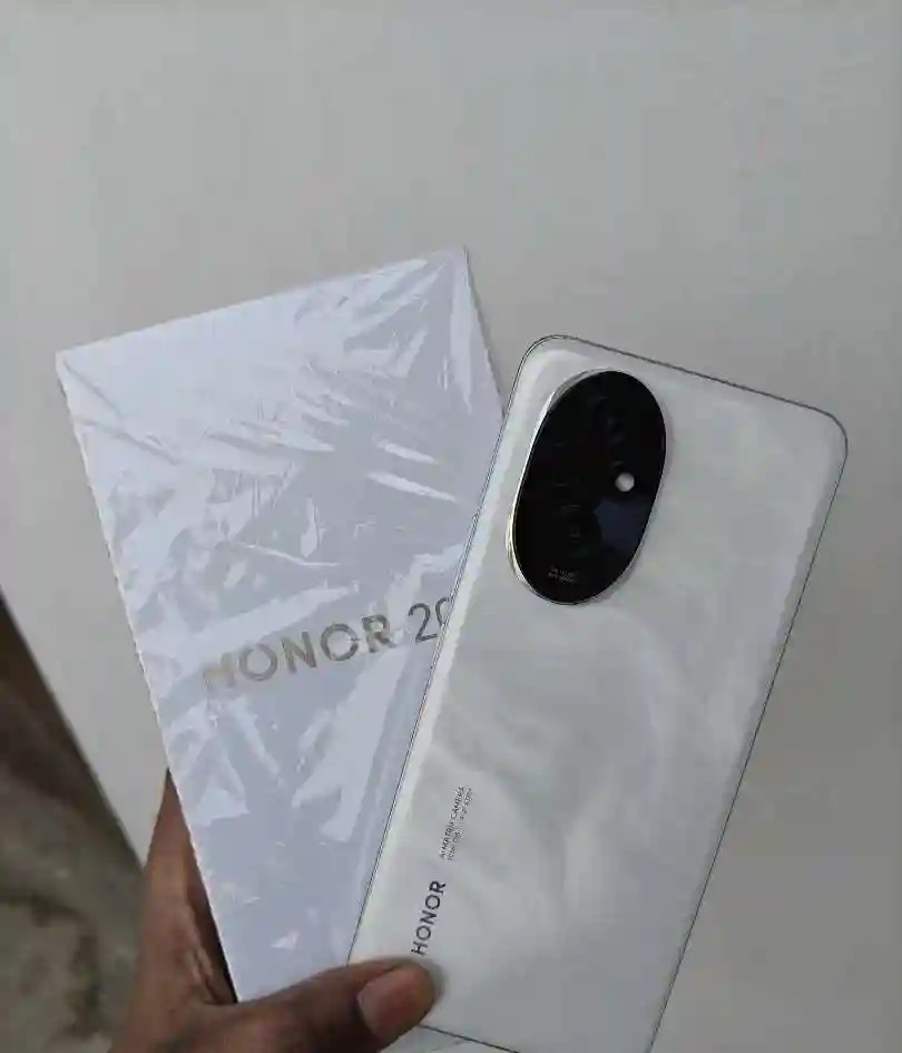 Honor 200