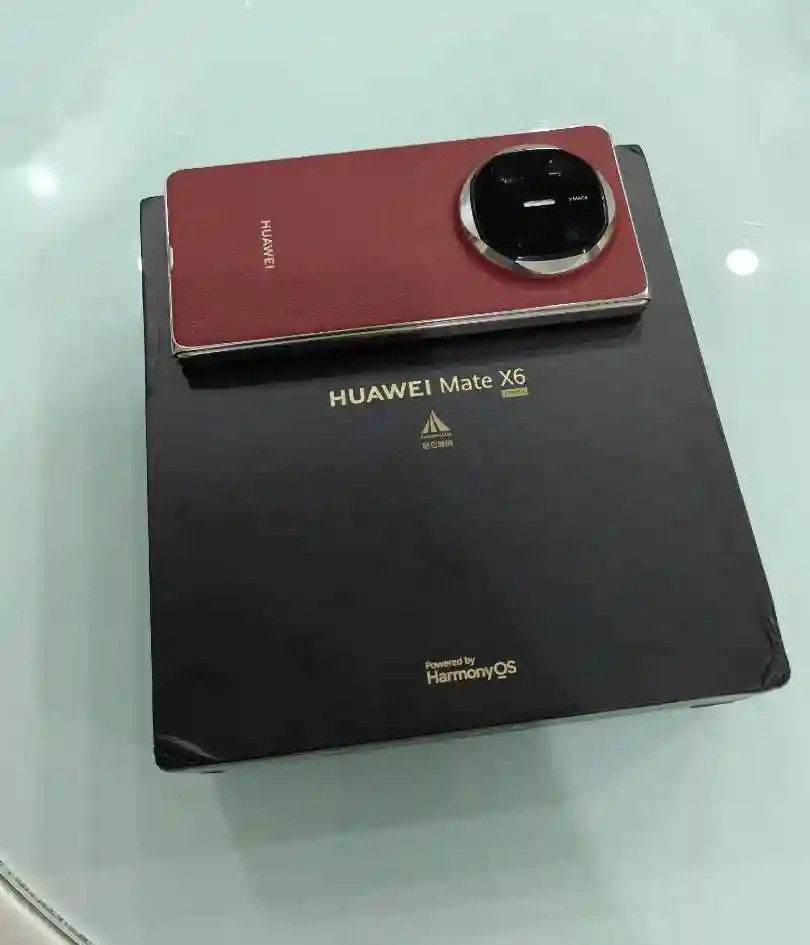 Huawei Mate X6