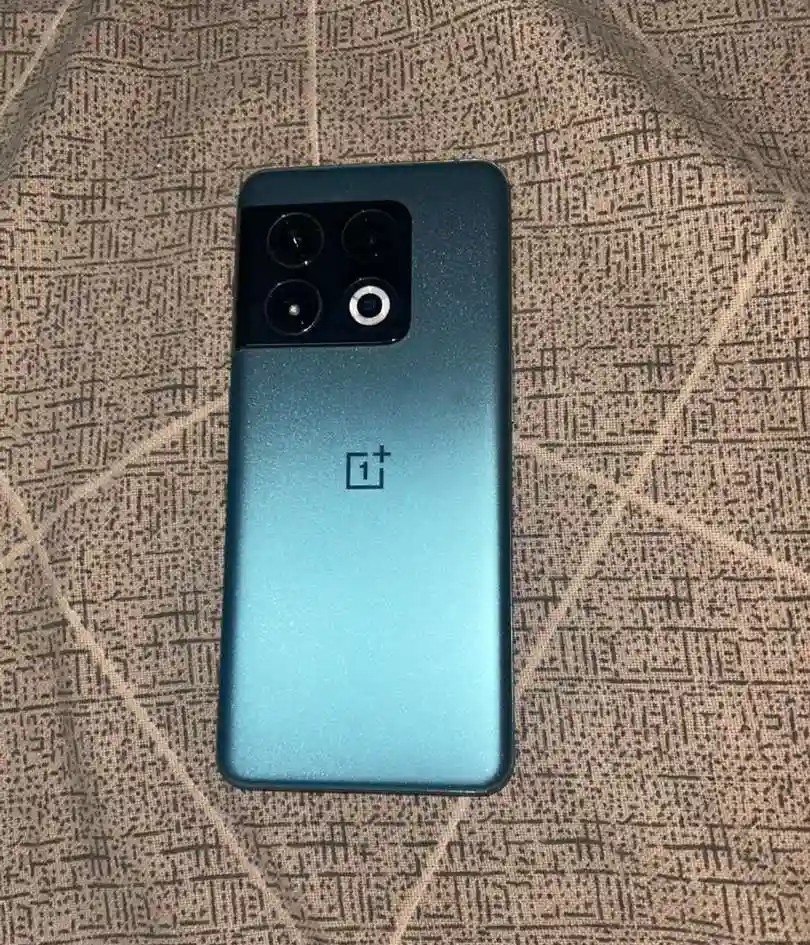 OnePlus 10 Pro