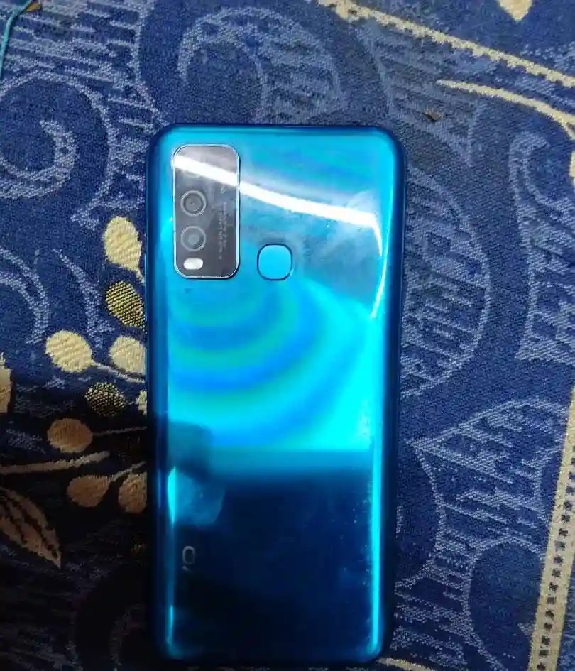 vivo Y30