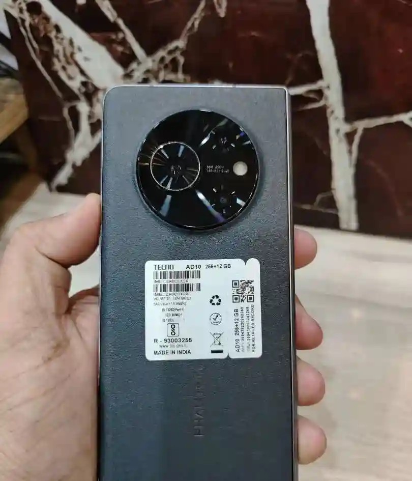 Tecno Phantom V Fold