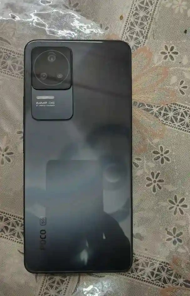 Xiaomi Poco F4