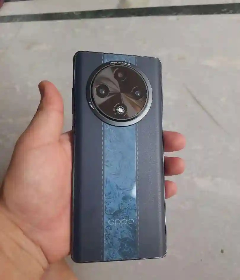Oppo F27 Pro+