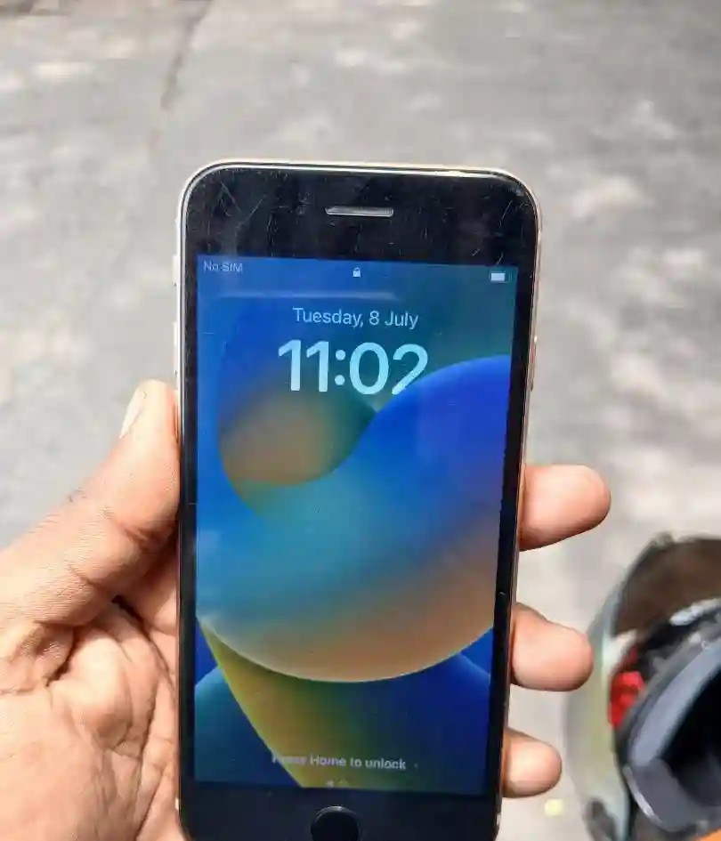 Apple iPhone 6
