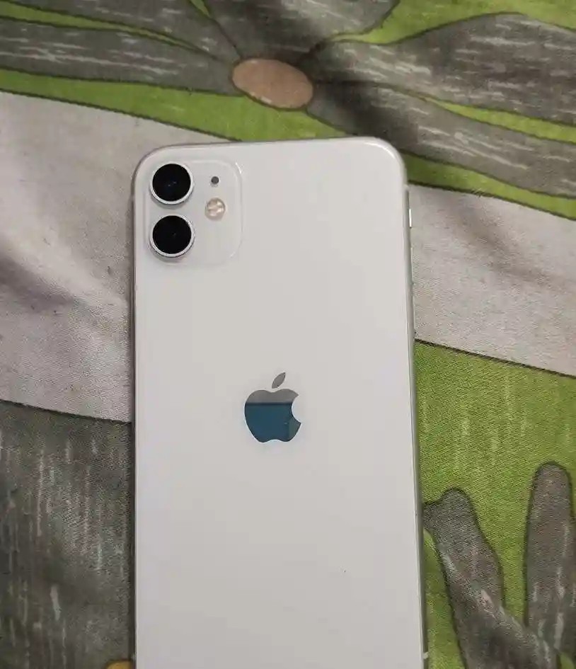 Apple iPhone 11