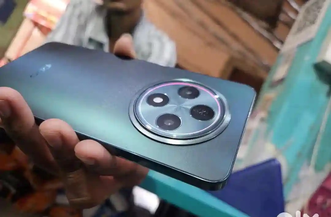 Oppo F27 Pro+