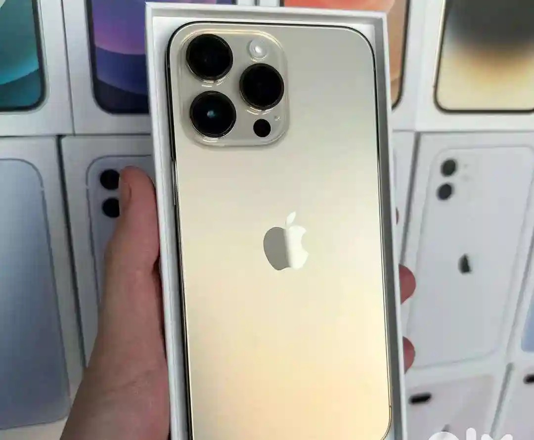 Apple iPhone 12