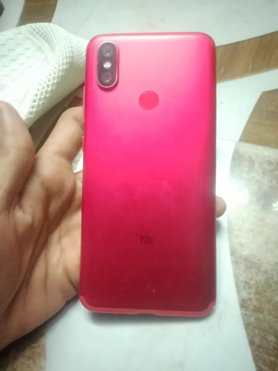Xiaomi Mi A2 (Mi 6X)
