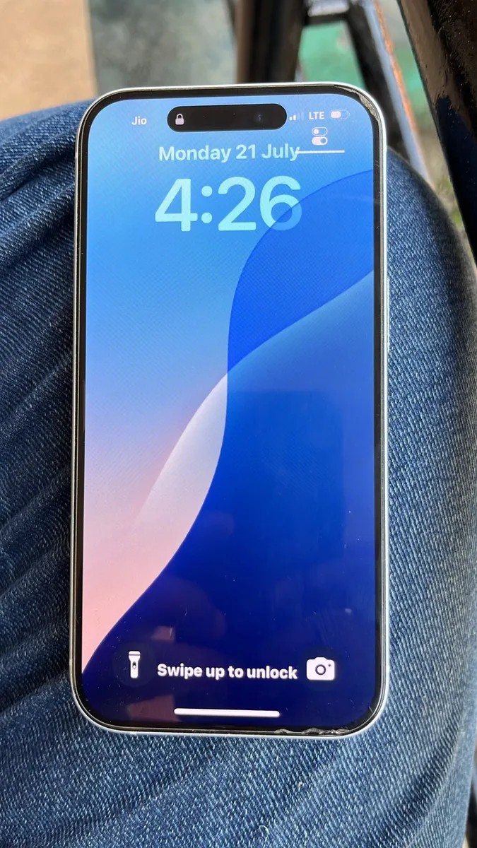 Apple iPhone 15