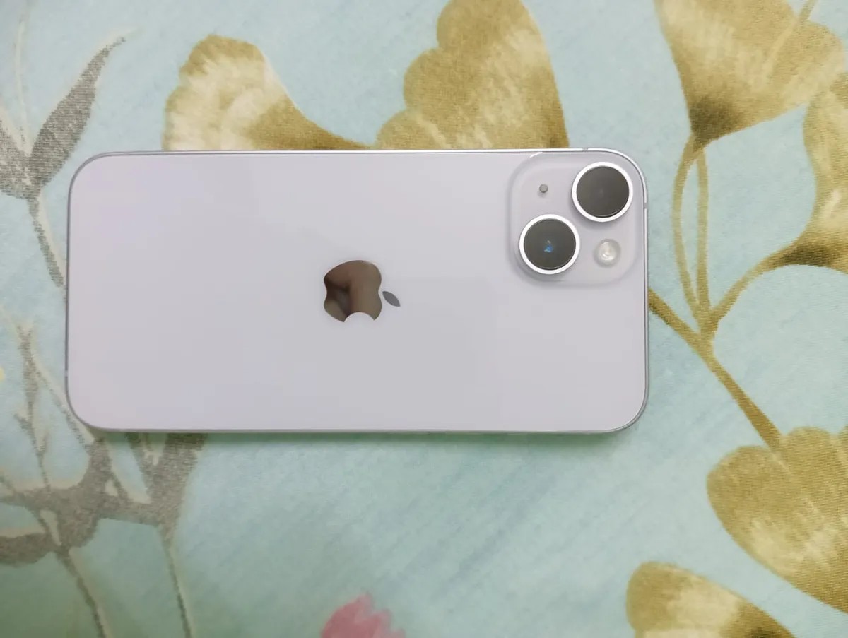 Apple iPhone 14