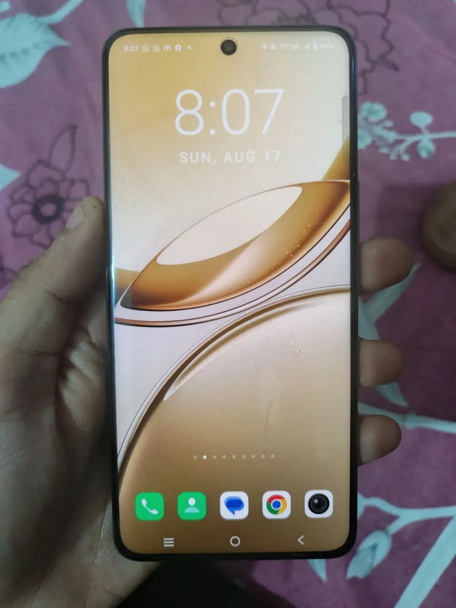 vivo V50