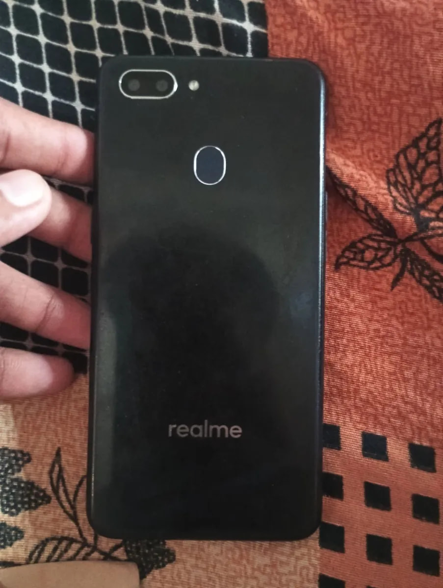 Realme 2