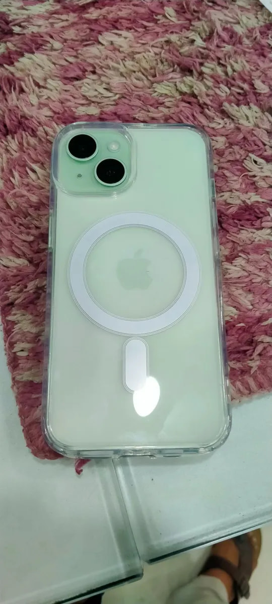 Apple iPhone 15