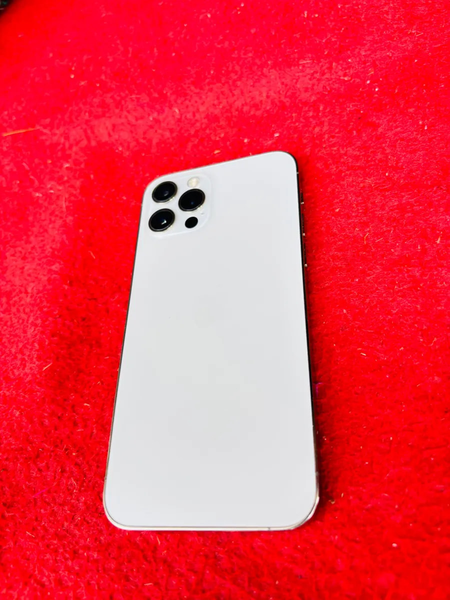 Apple iPhone 12 Pro