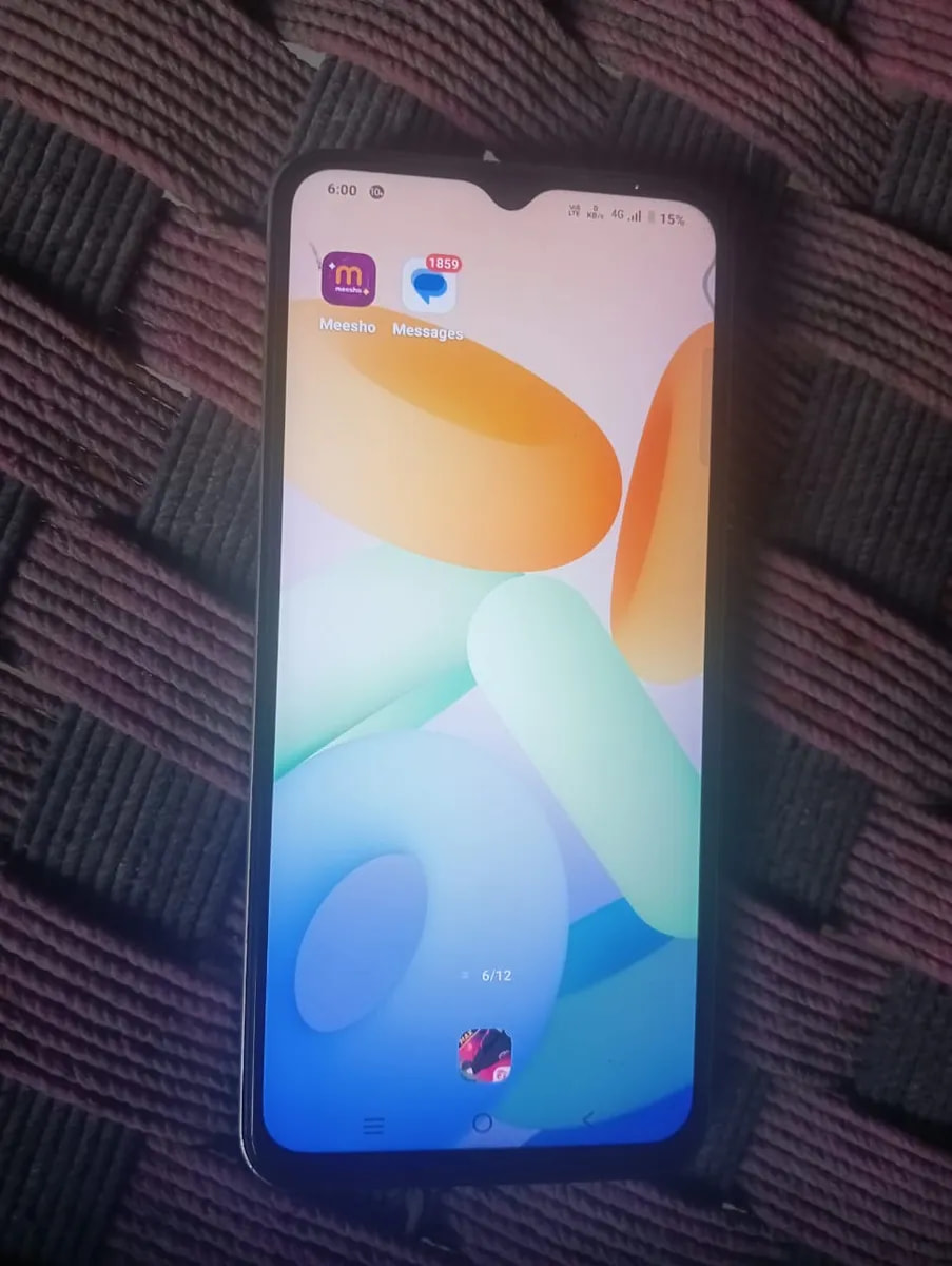 vivo Y35