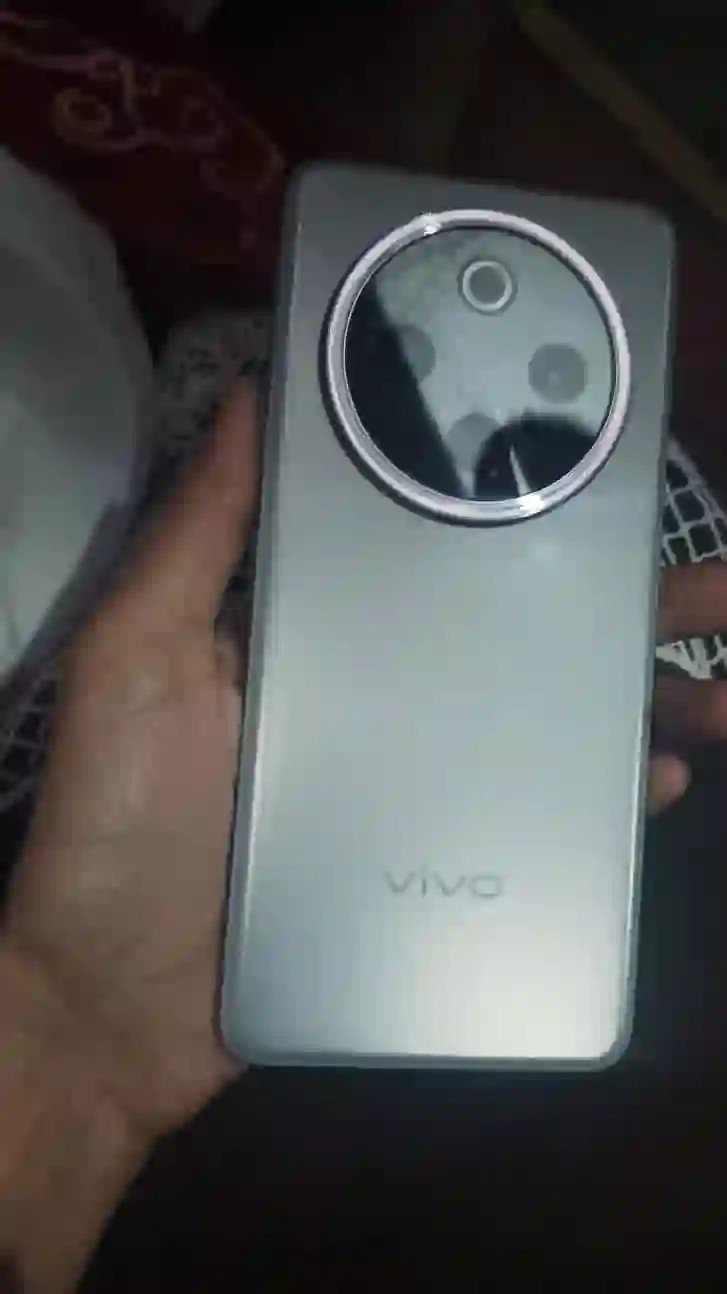 vivo T4