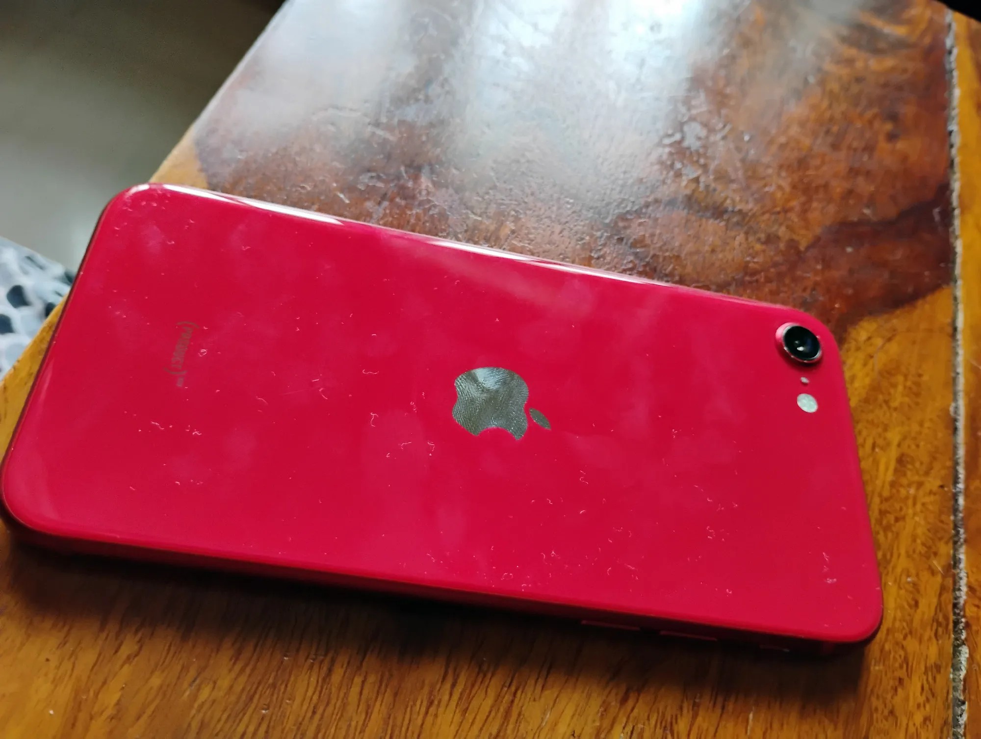 Apple iPhone SE (2022)