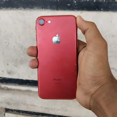 Apple iPhone 7