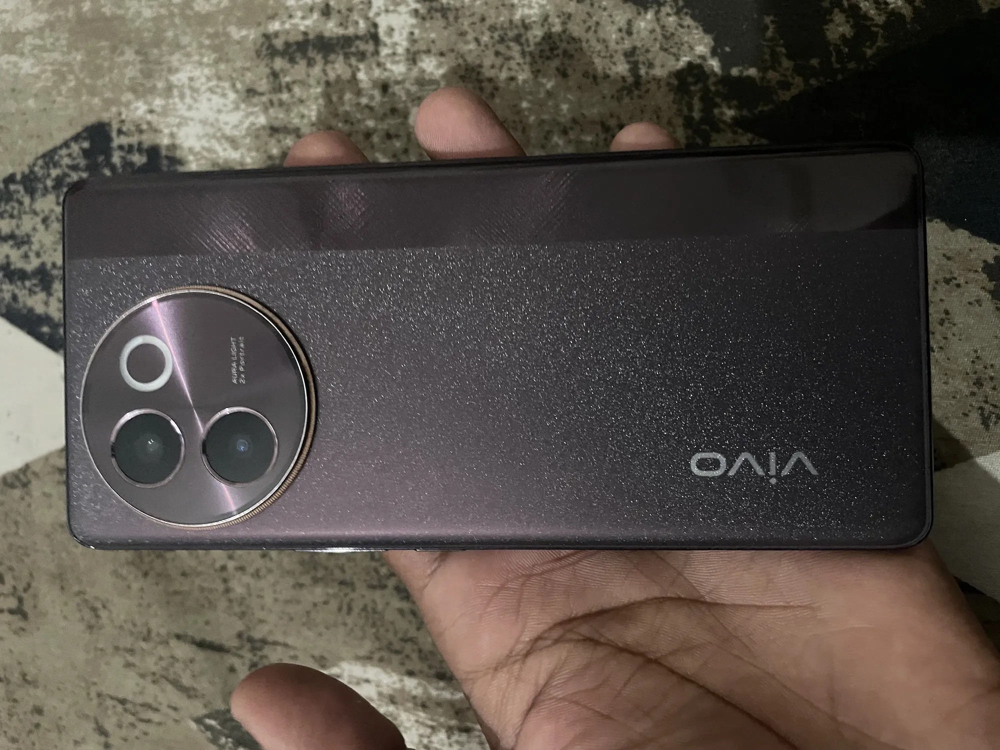 vivo V30e