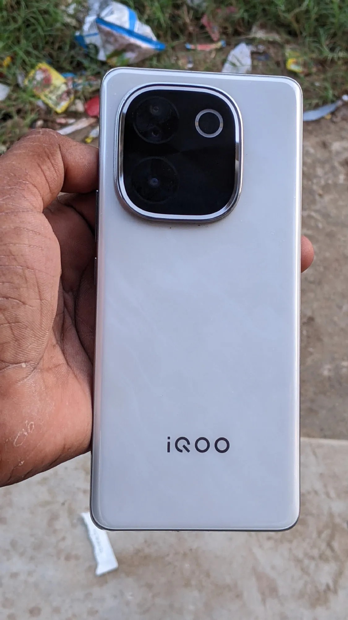 vivo iQOO Z9s Pro