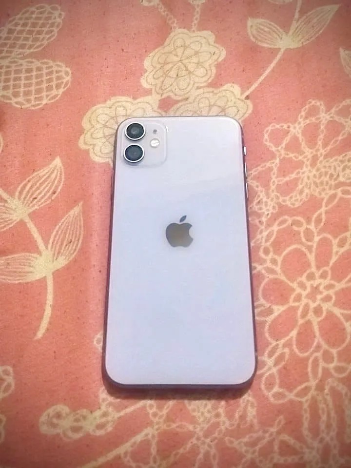 Apple iPhone 11