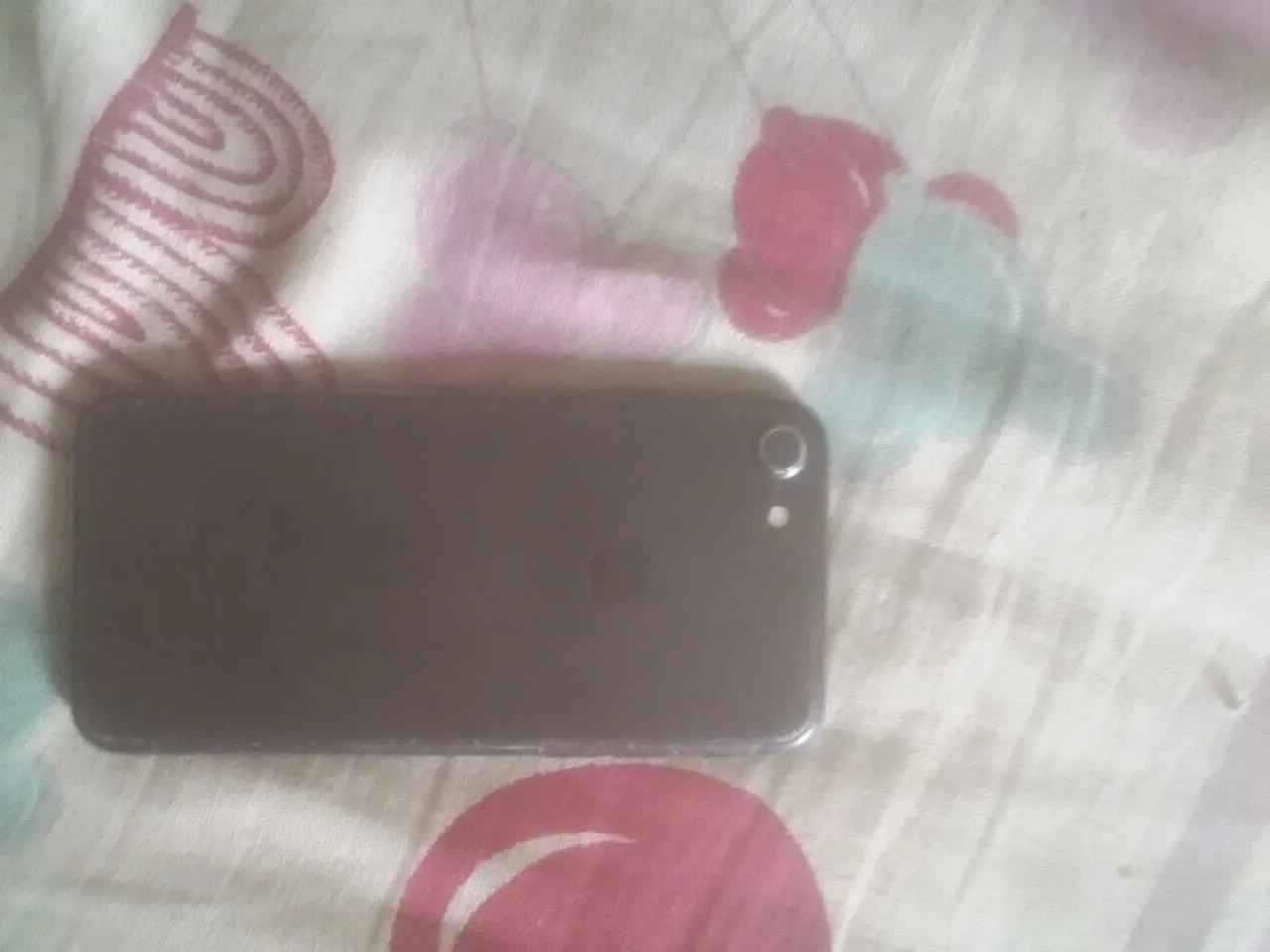 Apple iPhone 7