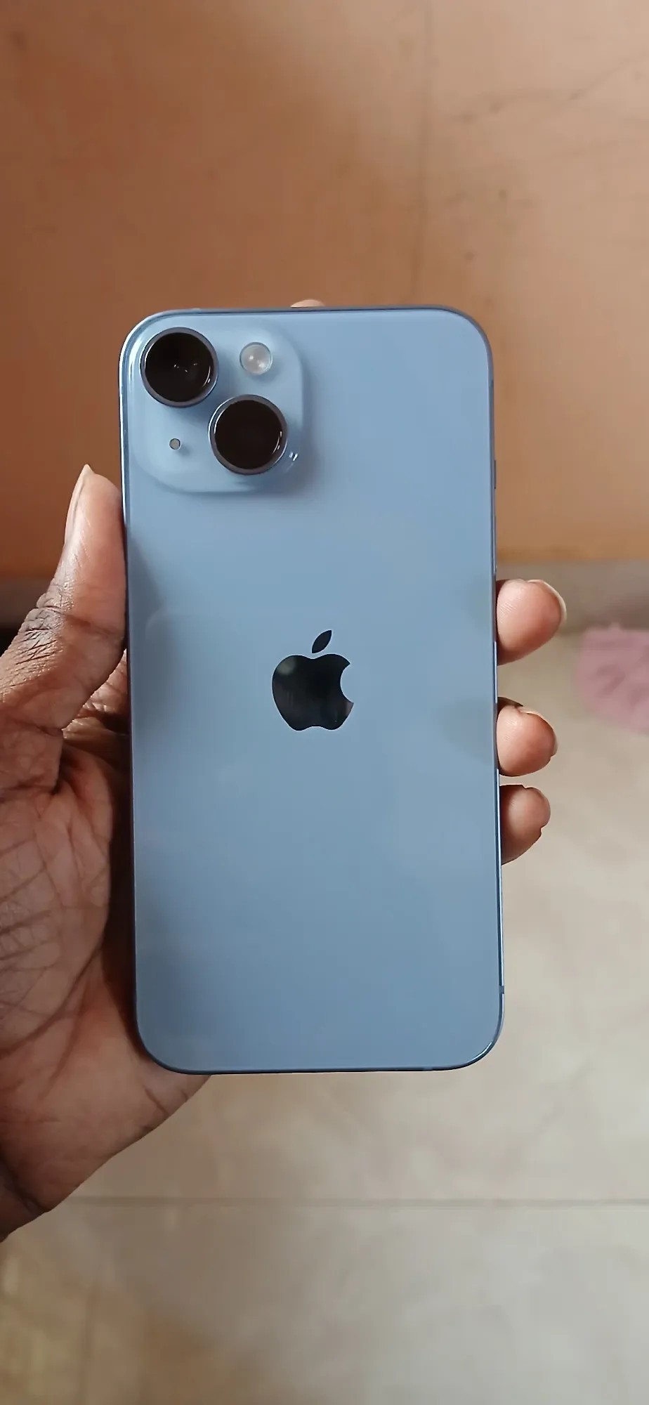 Apple iPhone 14