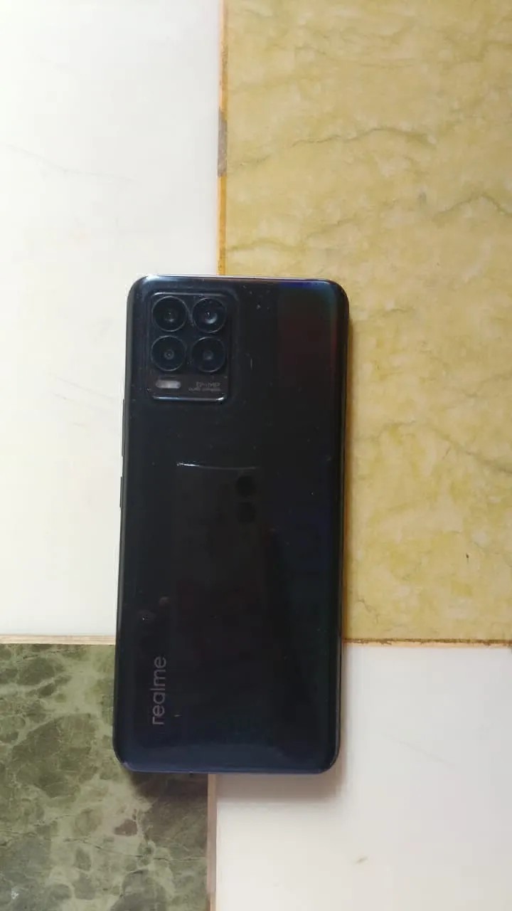Realme 8