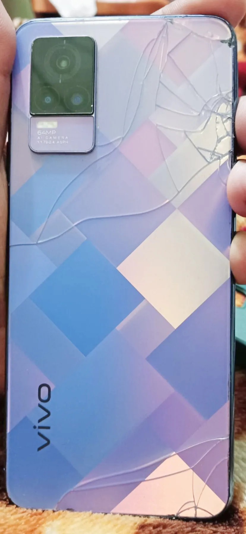 vivo Y73