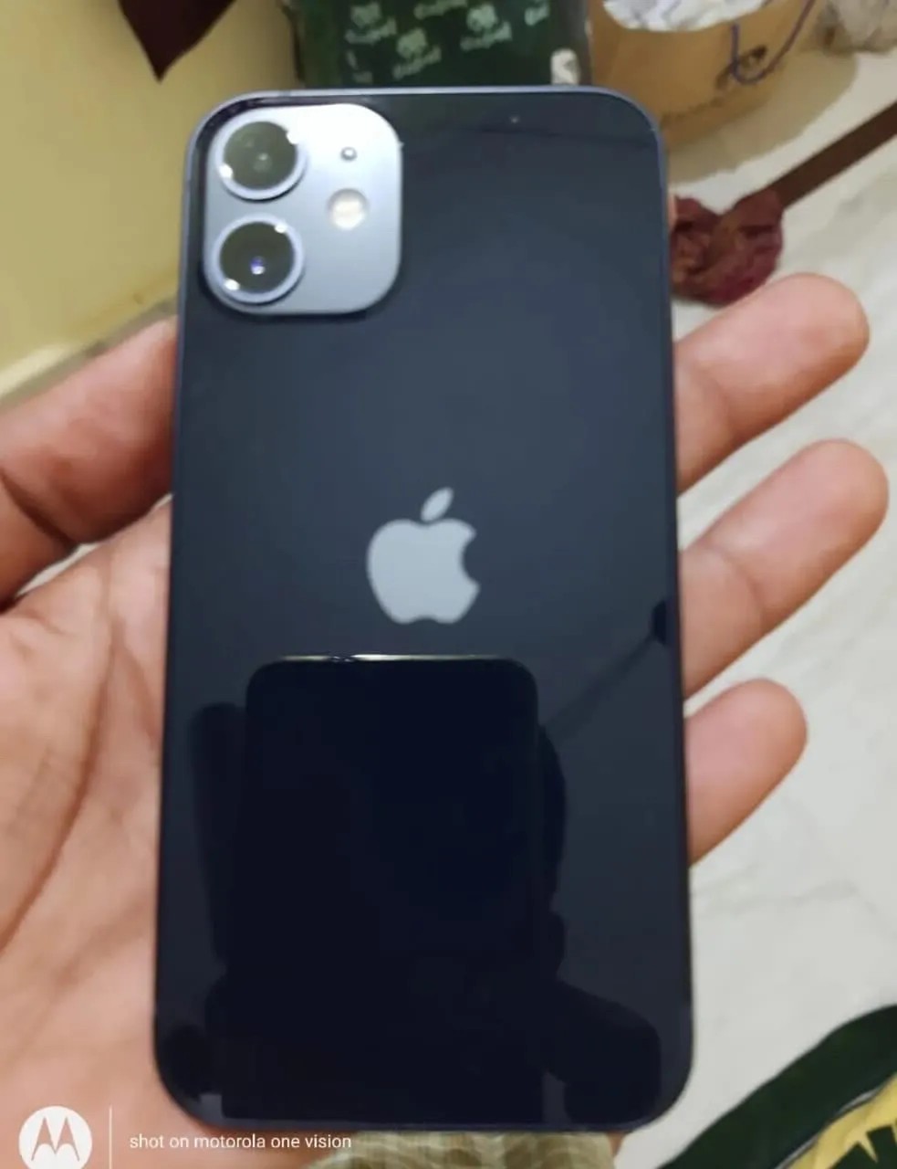 Apple iPhone 12 mini