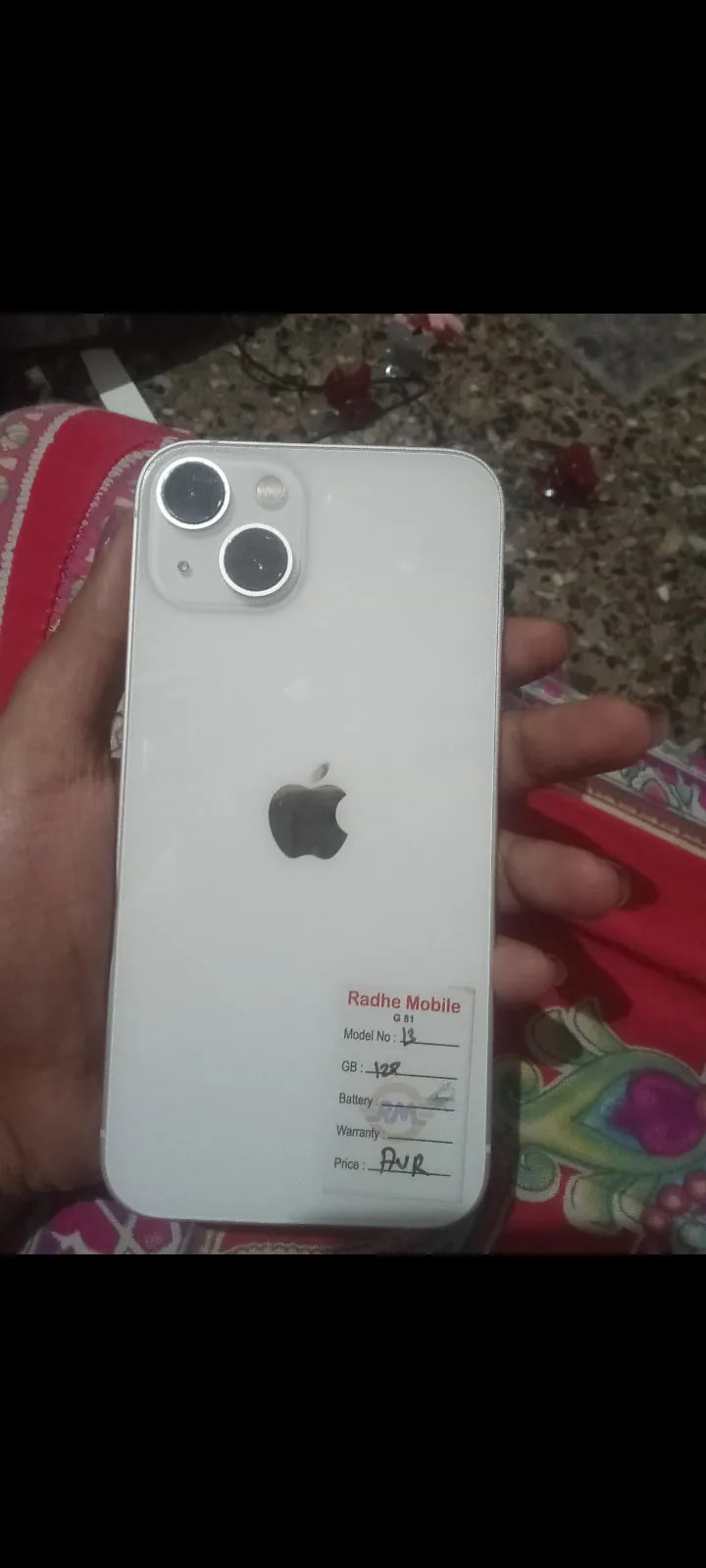 Apple iPhone 13