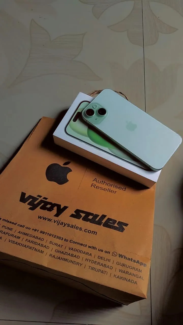 Apple iPhone 15