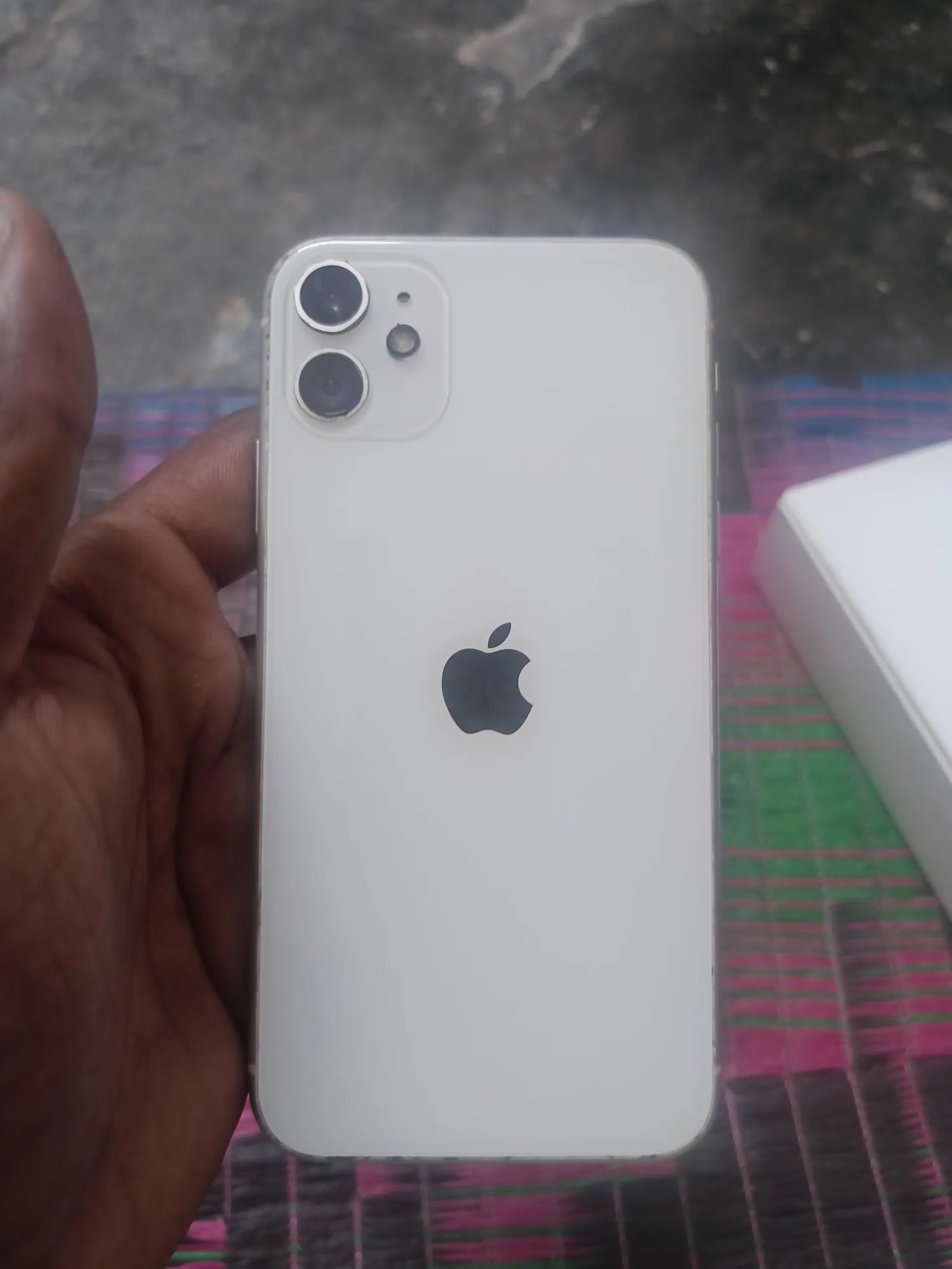 Apple iPhone 11