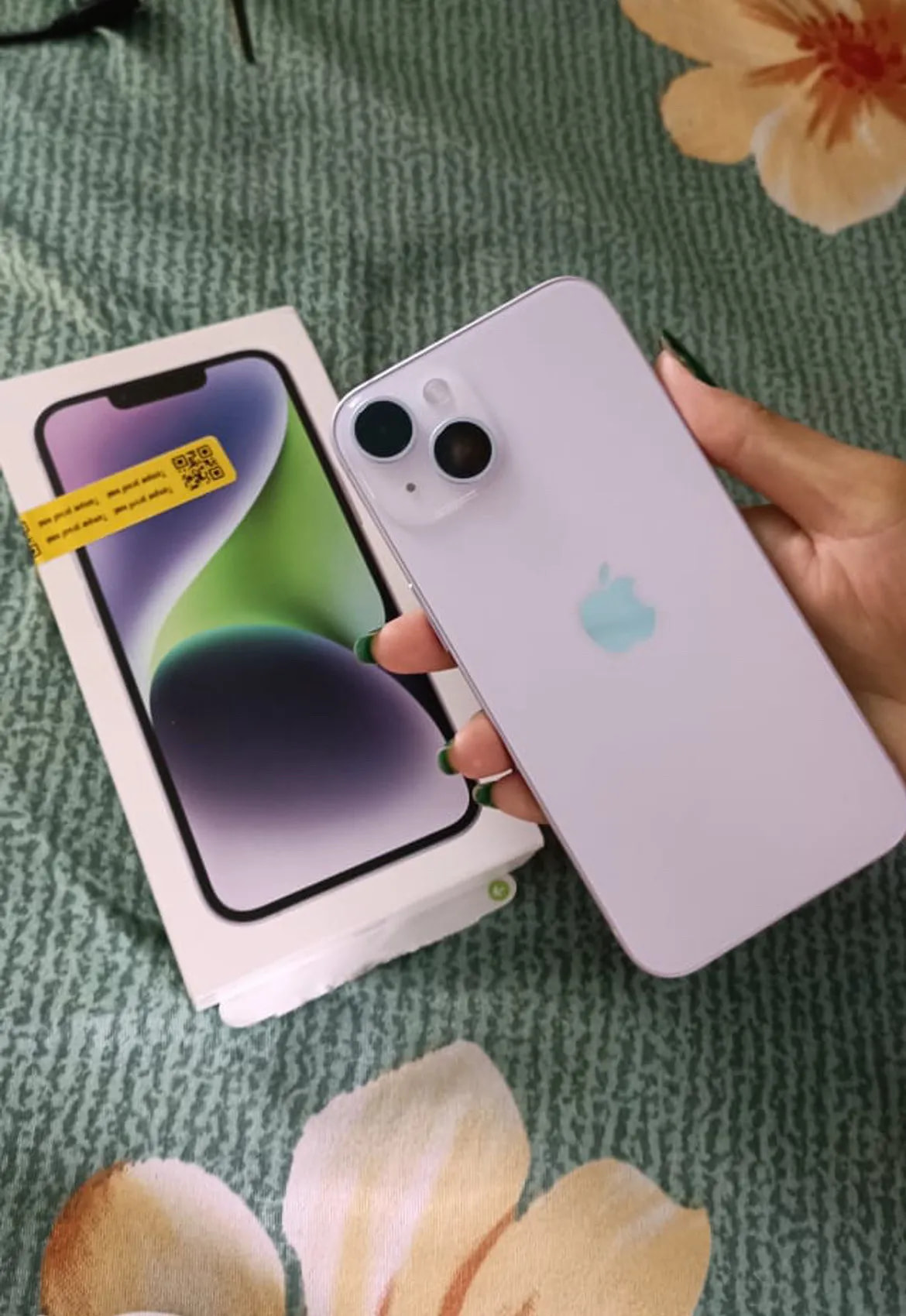 Apple iPhone 14