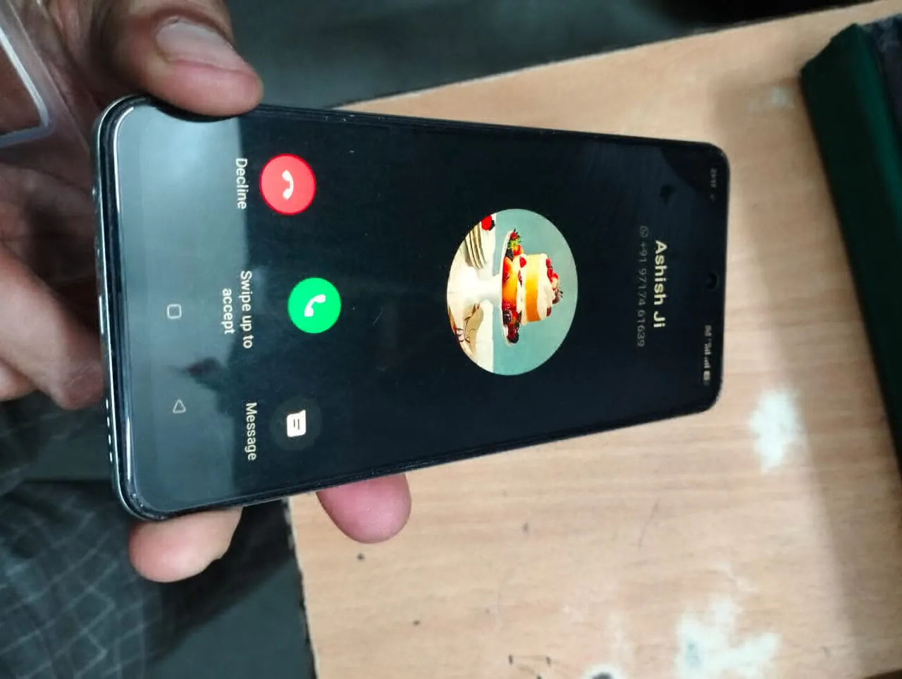 Realme C73