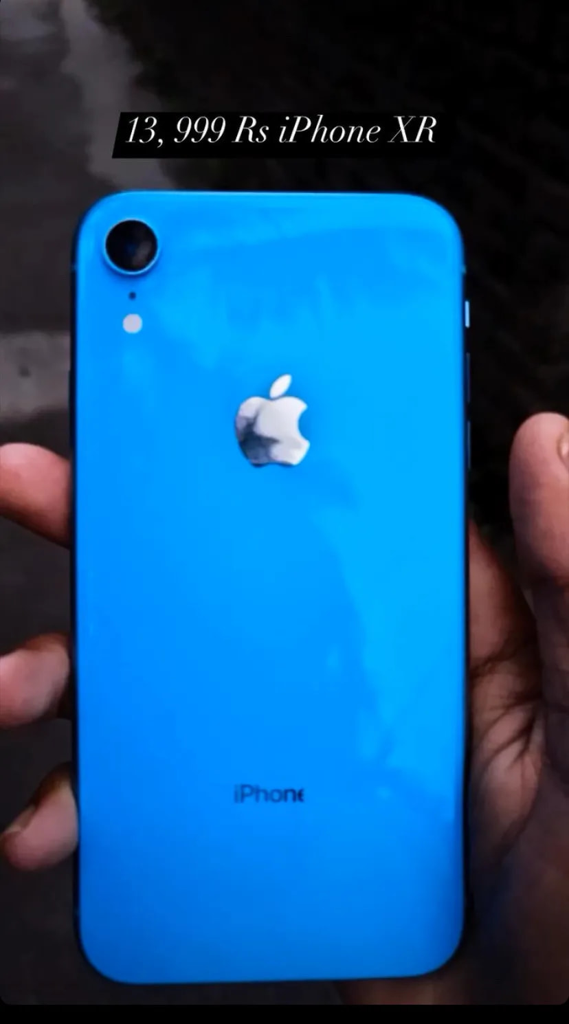 Apple iPhone XR