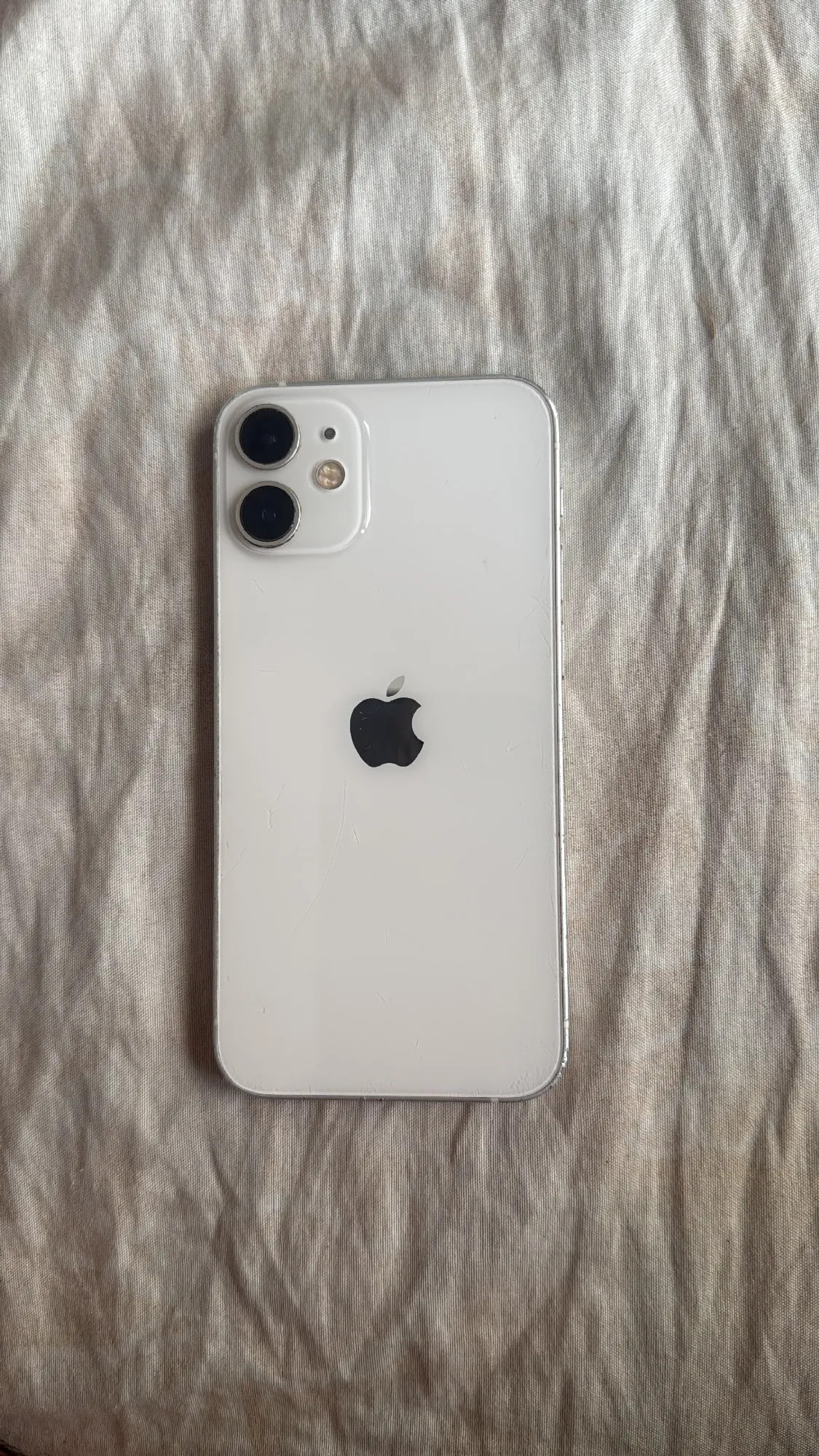 Apple iPhone 12 mini